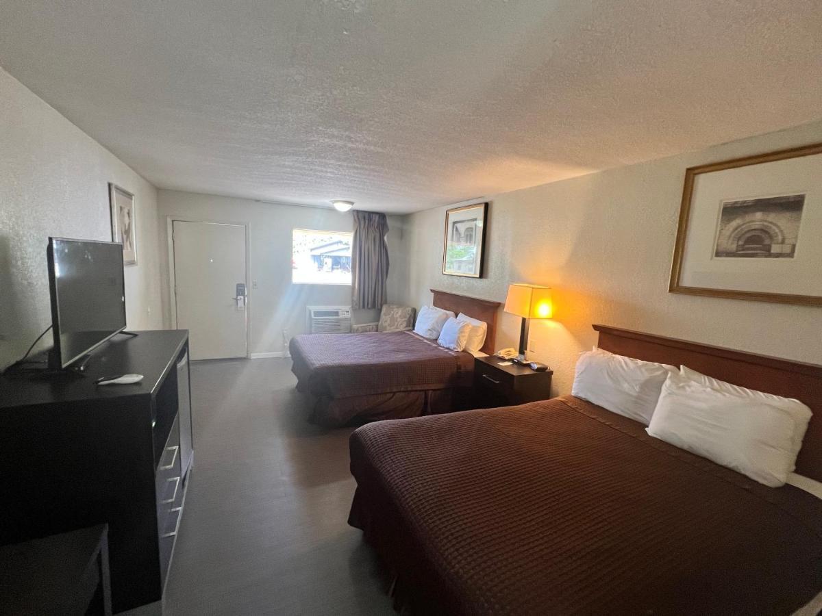 Americas Best Value Inn - Edna Εξωτερικό φωτογραφία